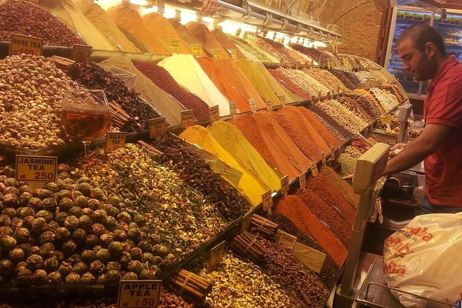 Istanbul Shore Excursion: Small-Group Bosphorus Cruise and Istanbul Egyptian Bazaar - The Bosphorus Cruise: Landmark Views Without the Traffic