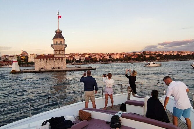 Istanbul Sunset Cruise on the Bosphorus - On-board comfort: WiFi, restroom, snacks, and warm blankets