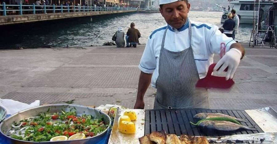 Istanbul: Turkish Food Tour in Kadikoy Across the Bosphorus - Key highlights you’ll feel immediately