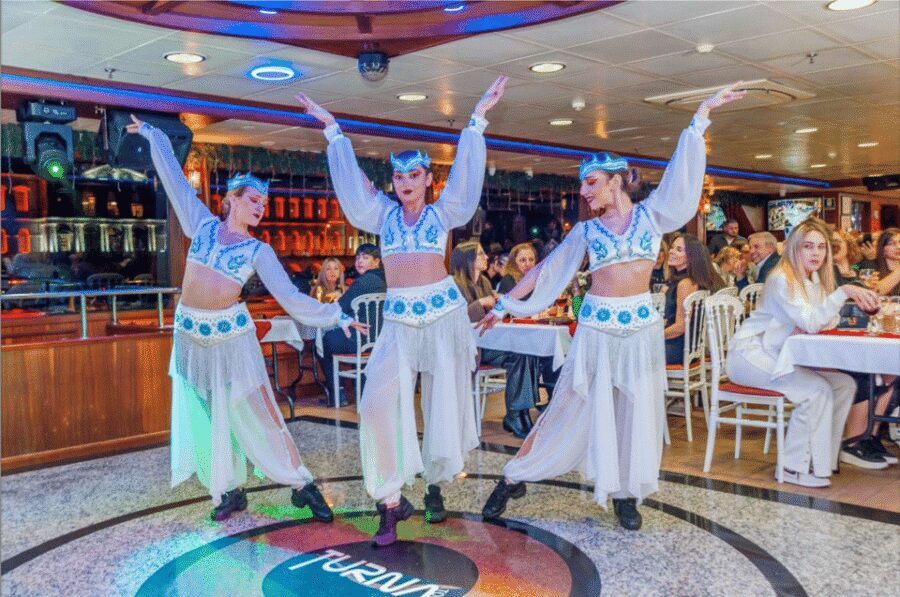 İstanbul: Turkish Night On the Bosphorus with Private Table - Who this dinner cruise is best for