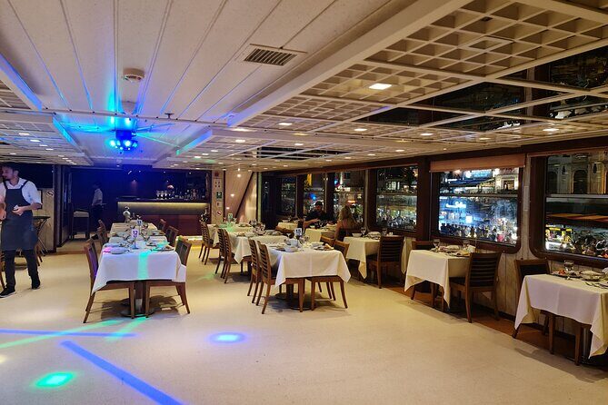 Luxury Bosphorus Dinner Cruise & Shows Private Table & Free Wi-Fi - Service and Wi‑Fi: the little details that can make or break your mood