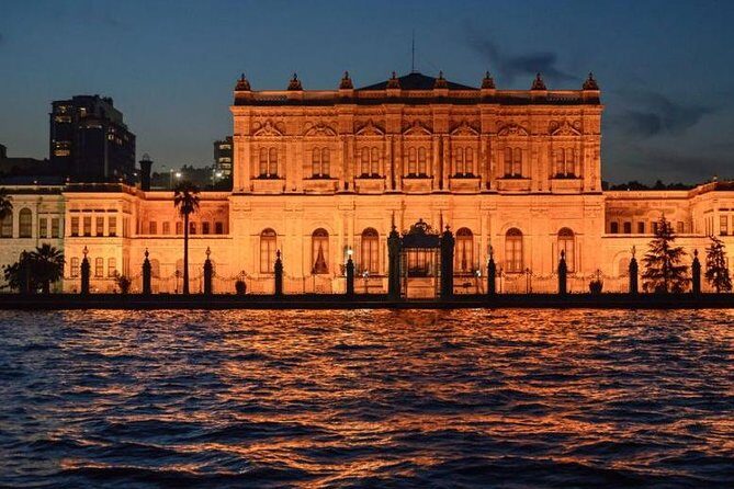 Luxury Bosphorus Dinner Cruise with Turkish Night Show - Onboard comfort and group size: lively, not private