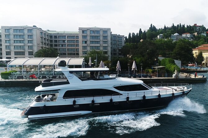 Luxury Bosphorus Yacht Cruise – Stopover in Asian Side - The 20-Minute Kanlıca Meydani Stop: Yogurt, Town Texture, and Ottoman Highlights