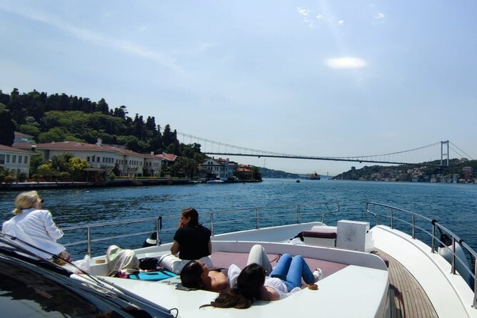 Luxury Bosphorus Yacht Cruise – Stopover in Asian Side - Yacht Comfort, Space, and the Snack-and-Tea Rhythm