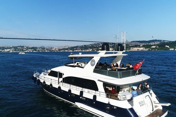 Private Bosphorus Sightseeing Cruise on Luxury Yacht - Rumelihisarı Fortress: the Bosphorus at its tightest point