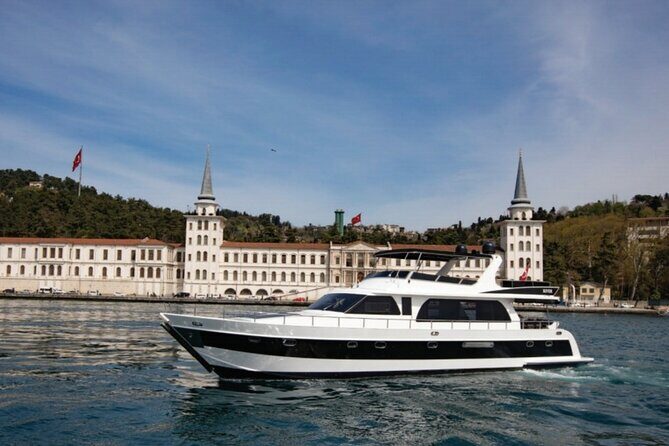 Private Istanbul Bosphorus Yacht Cruise - The Crew, Organization, and Event-Ready Extras